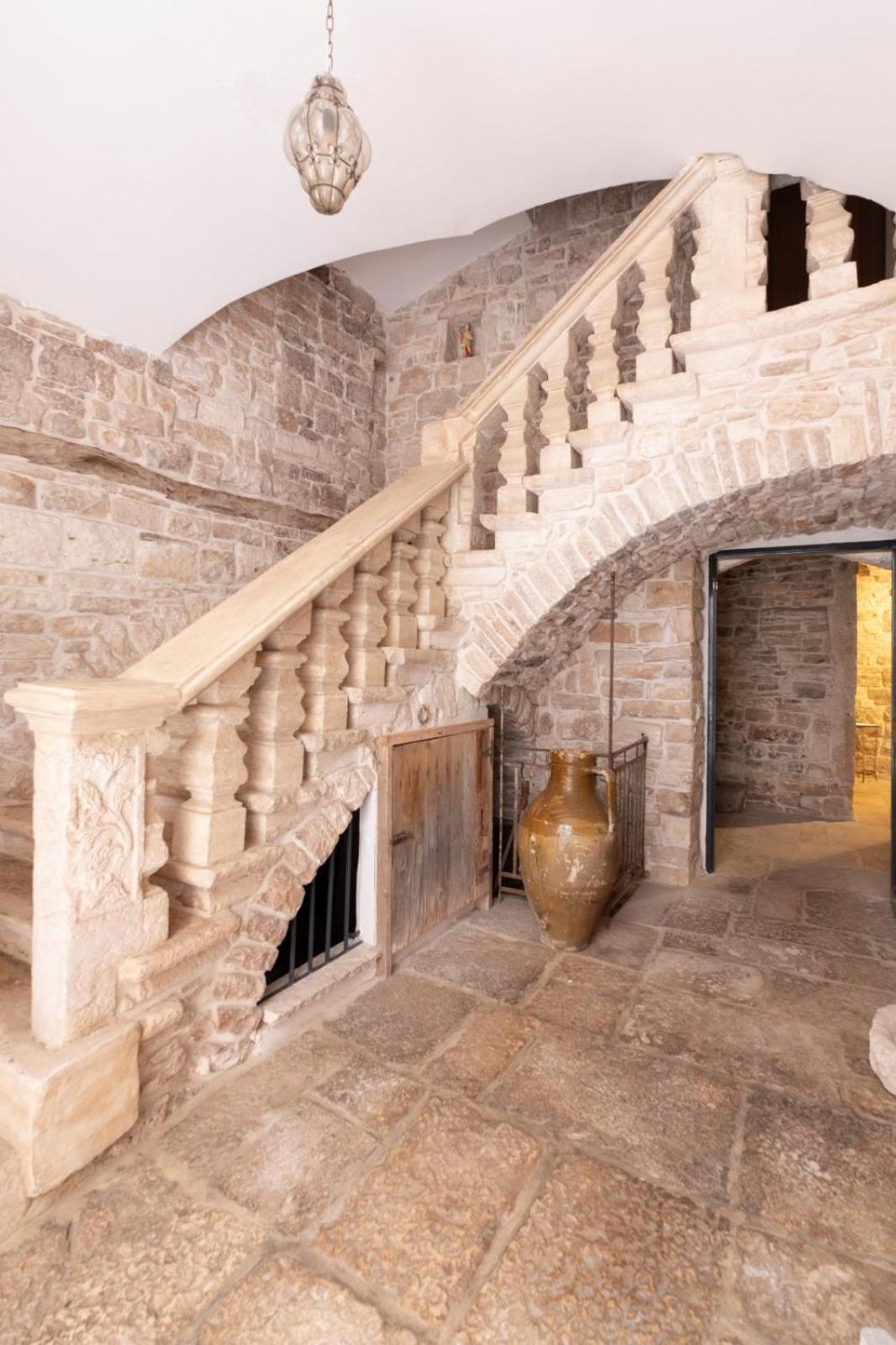 Palazzo Rizzi Dimora Dei Templari Hotell Bitetto Eksteriør bilde