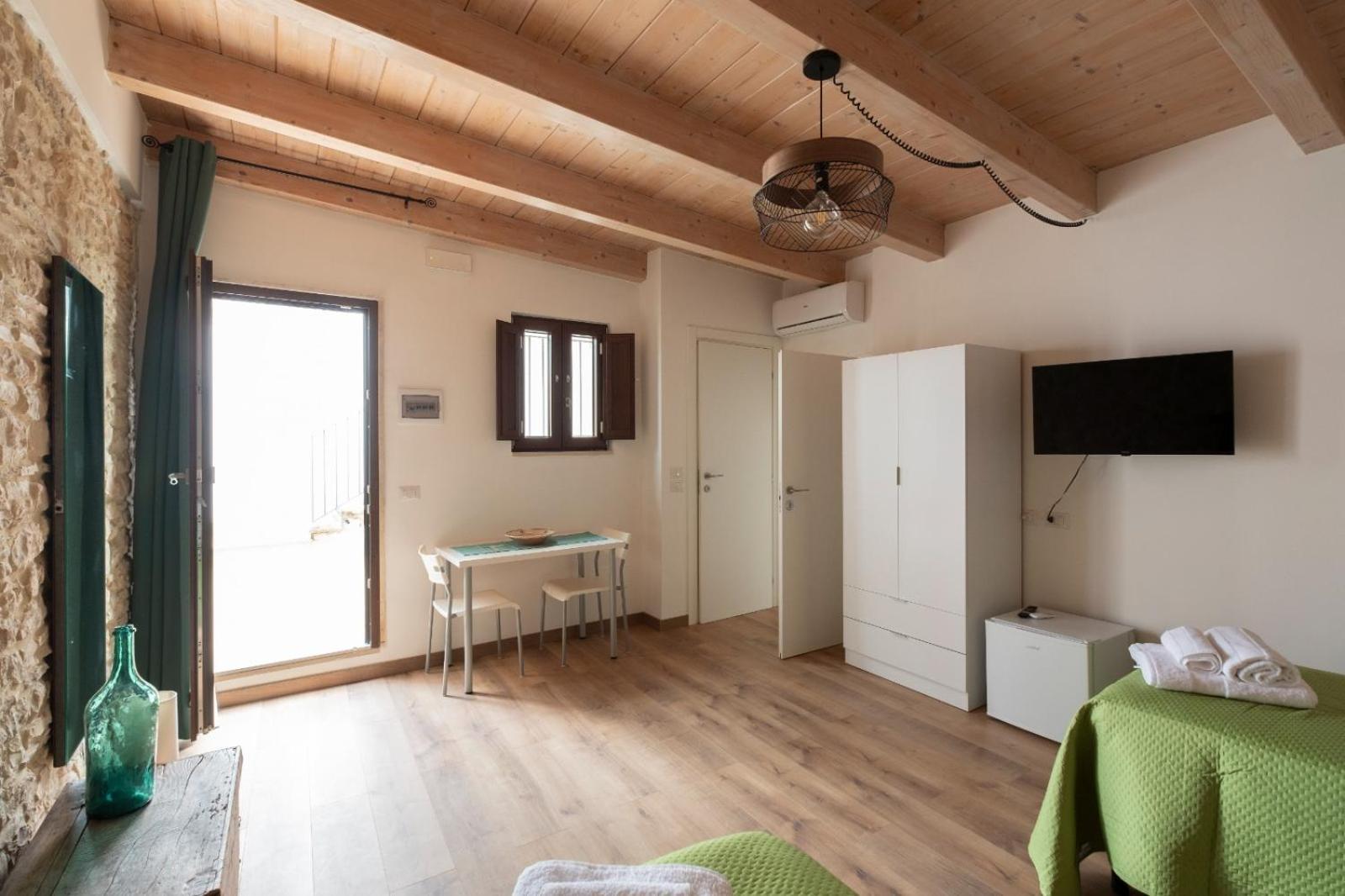 Palazzo Rizzi Dimora Dei Templari Hotell Bitetto Eksteriør bilde