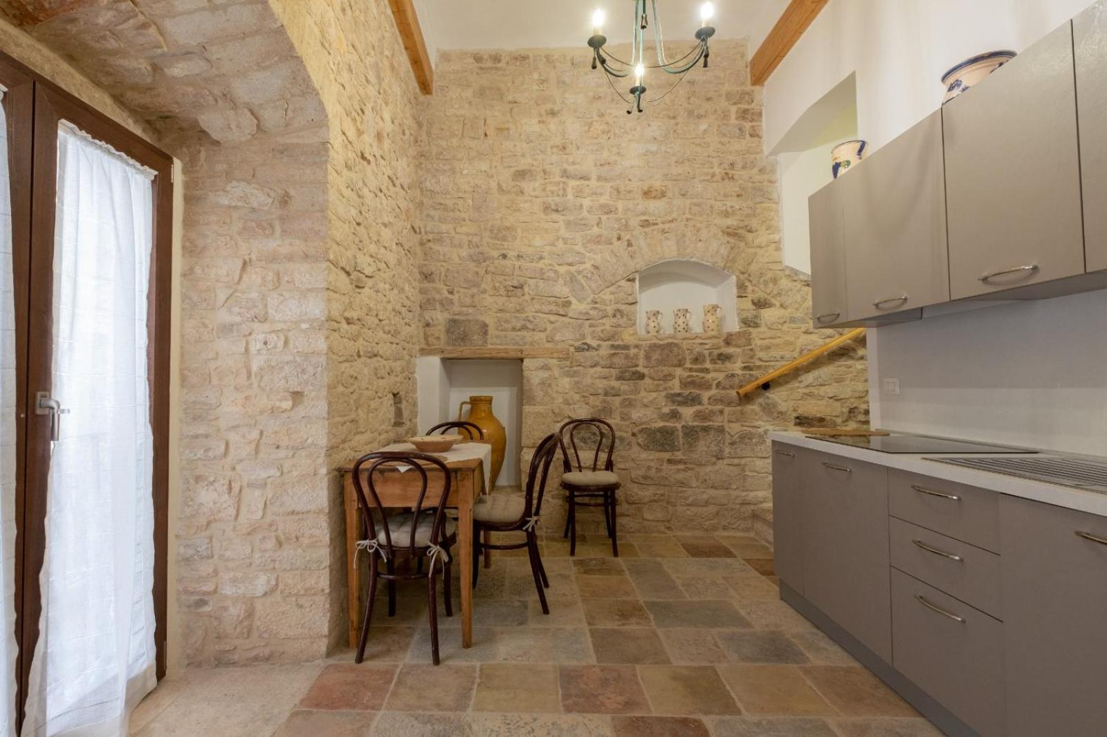 Palazzo Rizzi Dimora Dei Templari Hotell Bitetto Eksteriør bilde