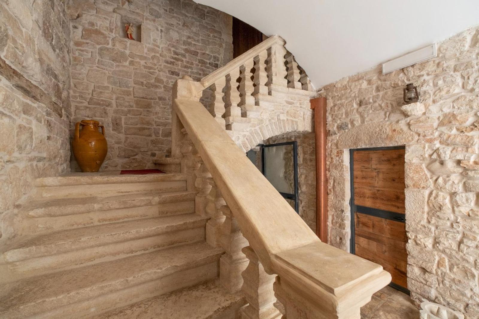 Palazzo Rizzi Dimora Dei Templari Hotell Bitetto Eksteriør bilde